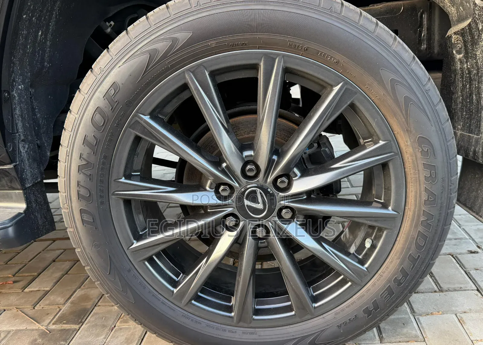 Toyota Land Cruiser 2000 Gray