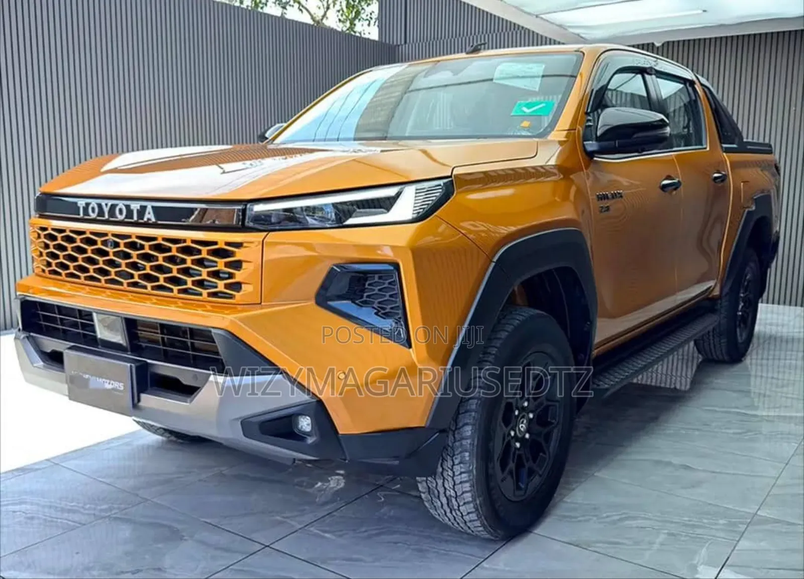 New Toyota Hilux 2025 Gold