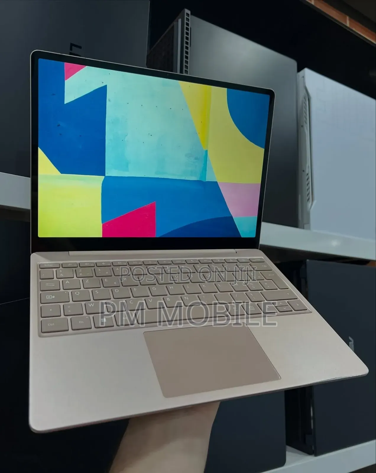 New Laptop Microsoft Surface Go 3 8GB Intel Core i5 SSD 256GB
