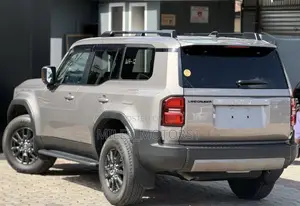 Toyota Land Cruiser Prado 2024 Gray
