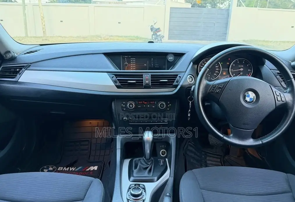 BMW X1 2011 Black