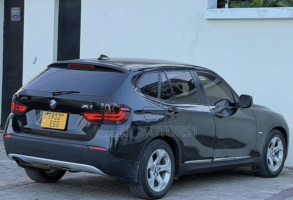 BMW X1 2011 Black