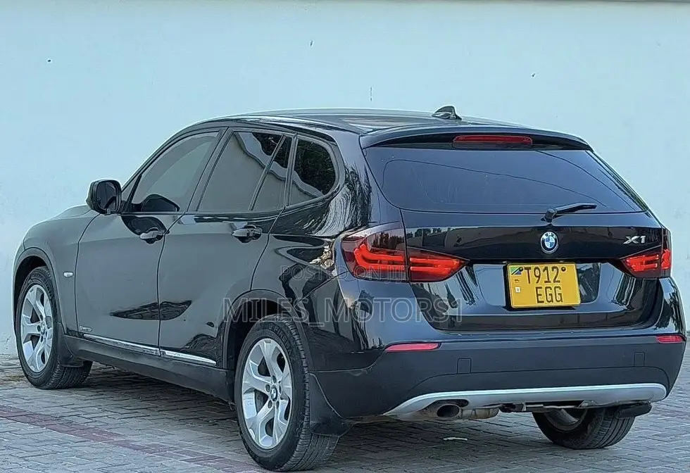 BMW X1 2011 Black