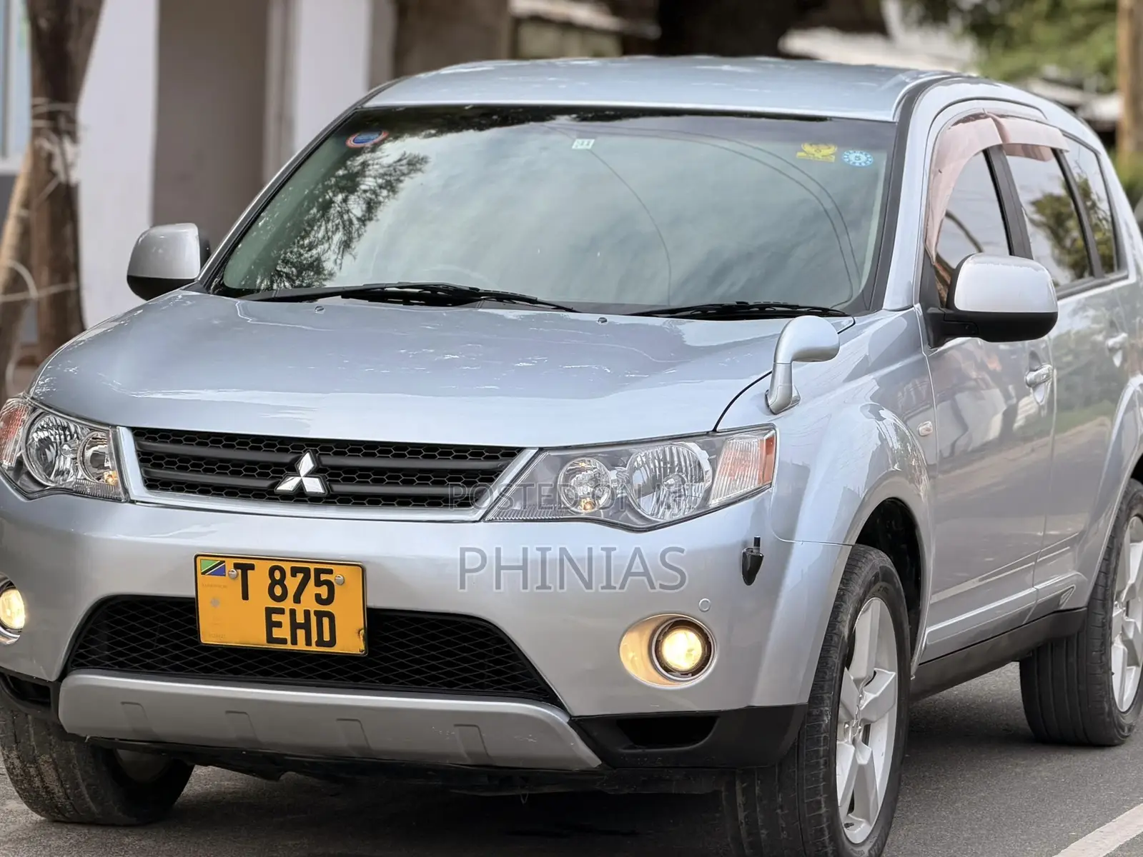 Mitsubishi Outlander 2010 Gray