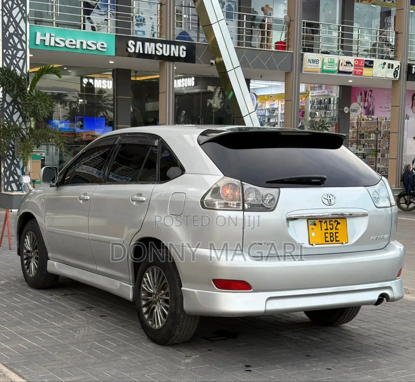 Toyota Harrier 2004 Silver