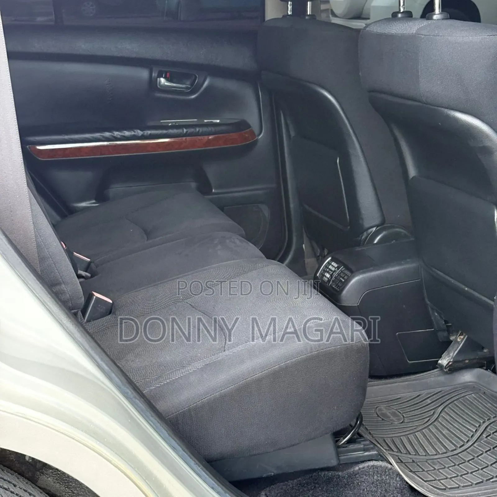 Toyota Harrier 2004 Silver