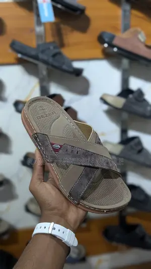 *Gezer Pure Leather Design* *40-45* *Whole Sale :95,000/=*