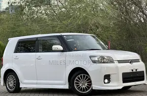 Toyota Corolla Rumion 2009 White