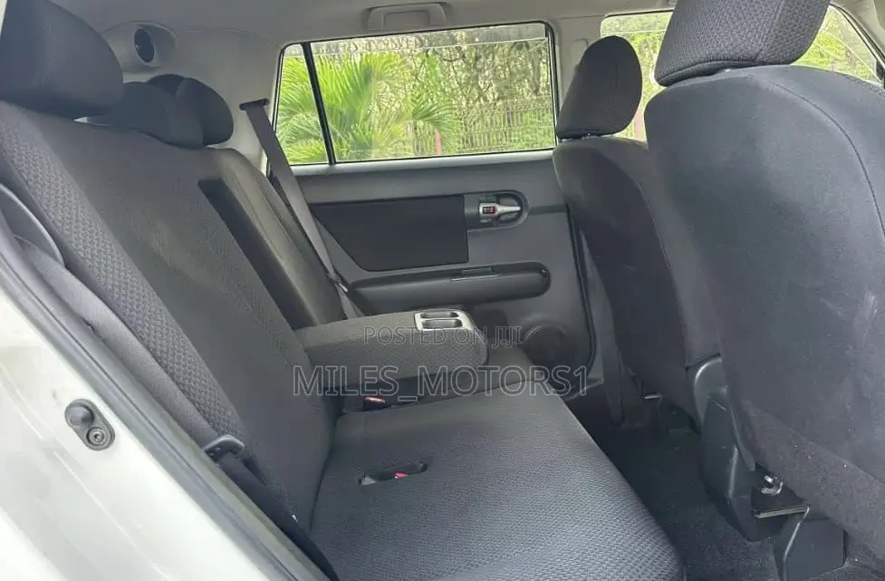 Toyota Corolla Rumion 2009 White