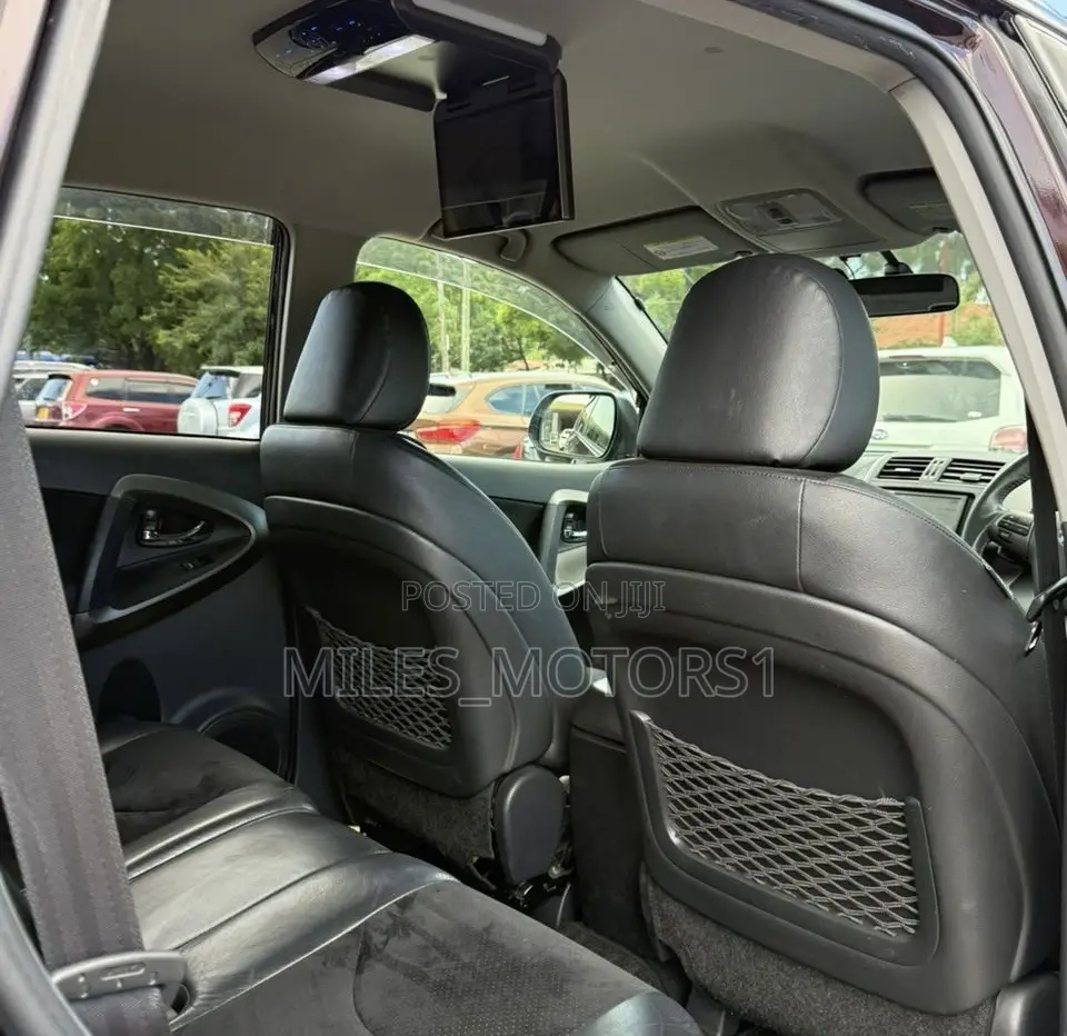 Toyota Vanguard 2010 Burgundy