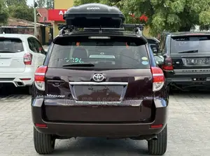 Toyota Vanguard 2010 Burgundy