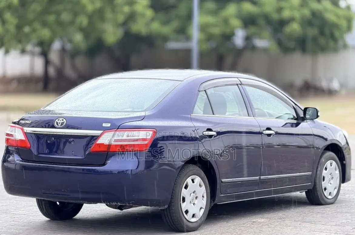 Toyota Premio 2010 Blue