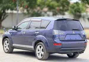 Mitsubishi Outlander 2006 Blue