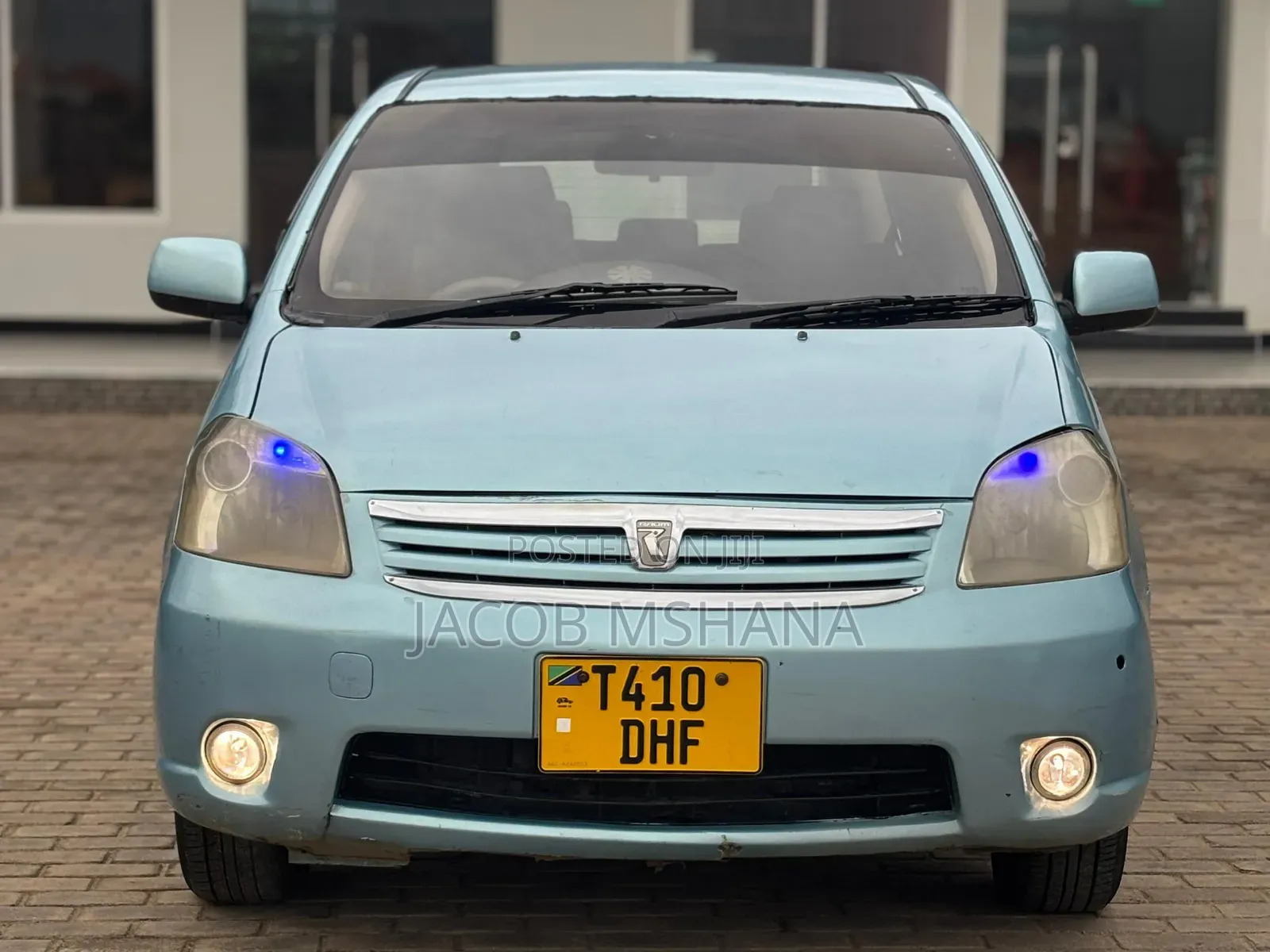 Toyota Raum 2006 Beige