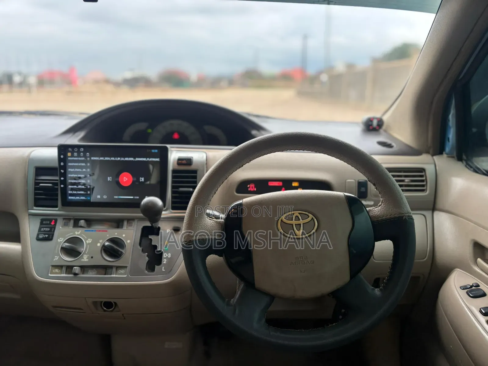 Toyota Raum 2006 Beige