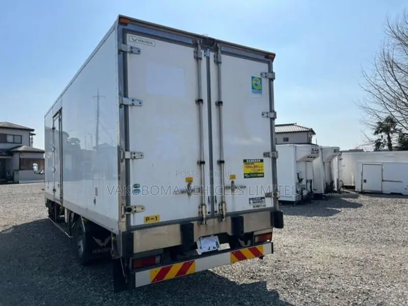 Mitsubishi Canter