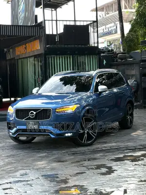 Volvo XC90 2019 Blue