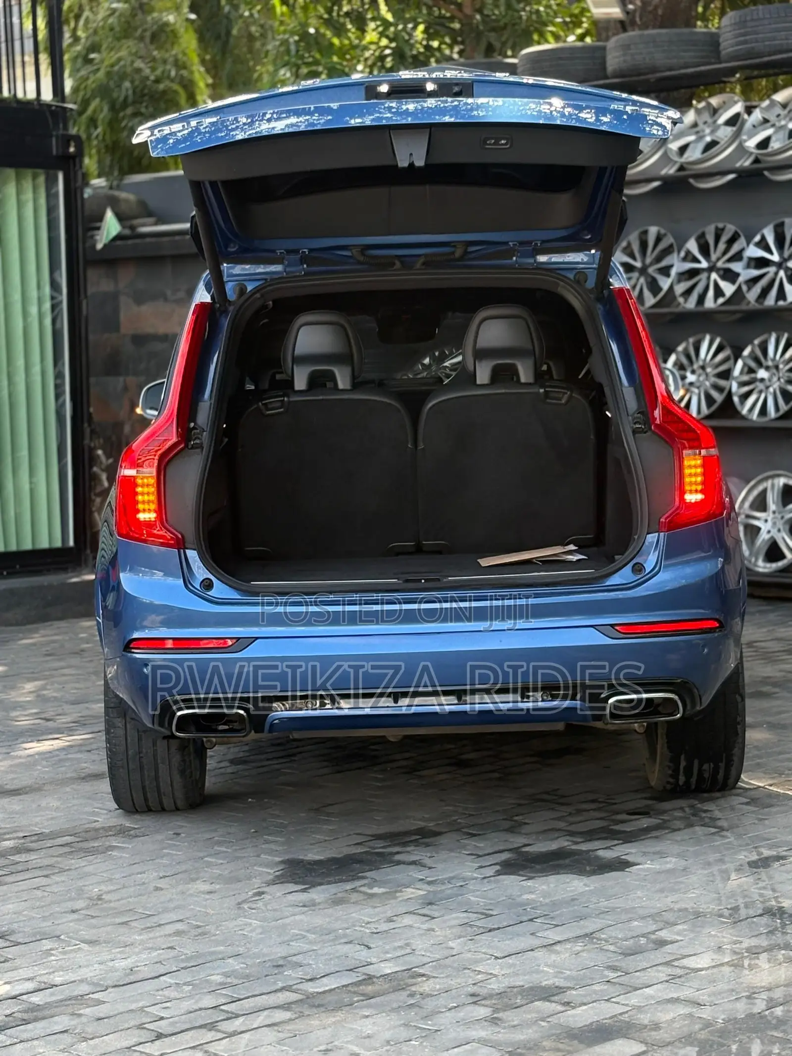 Volvo XC90 2019 Blue