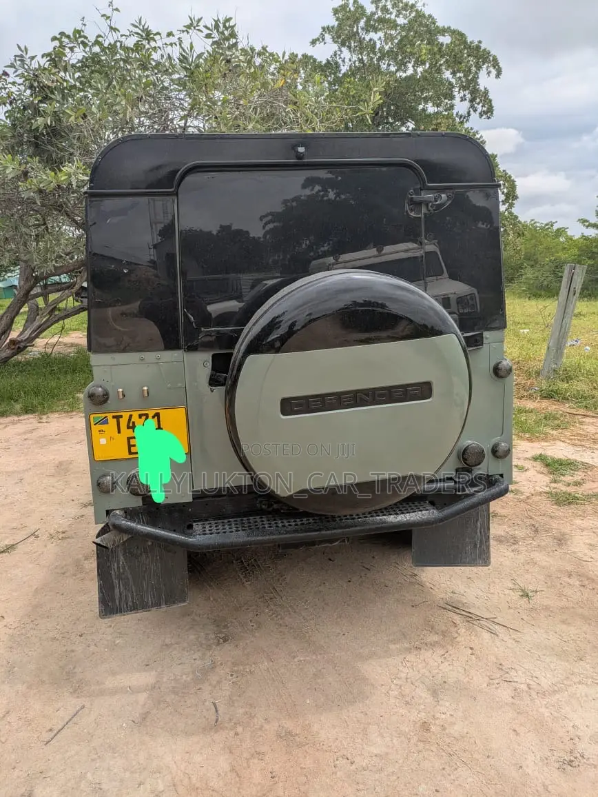 Land Rover Defender 2008 Green