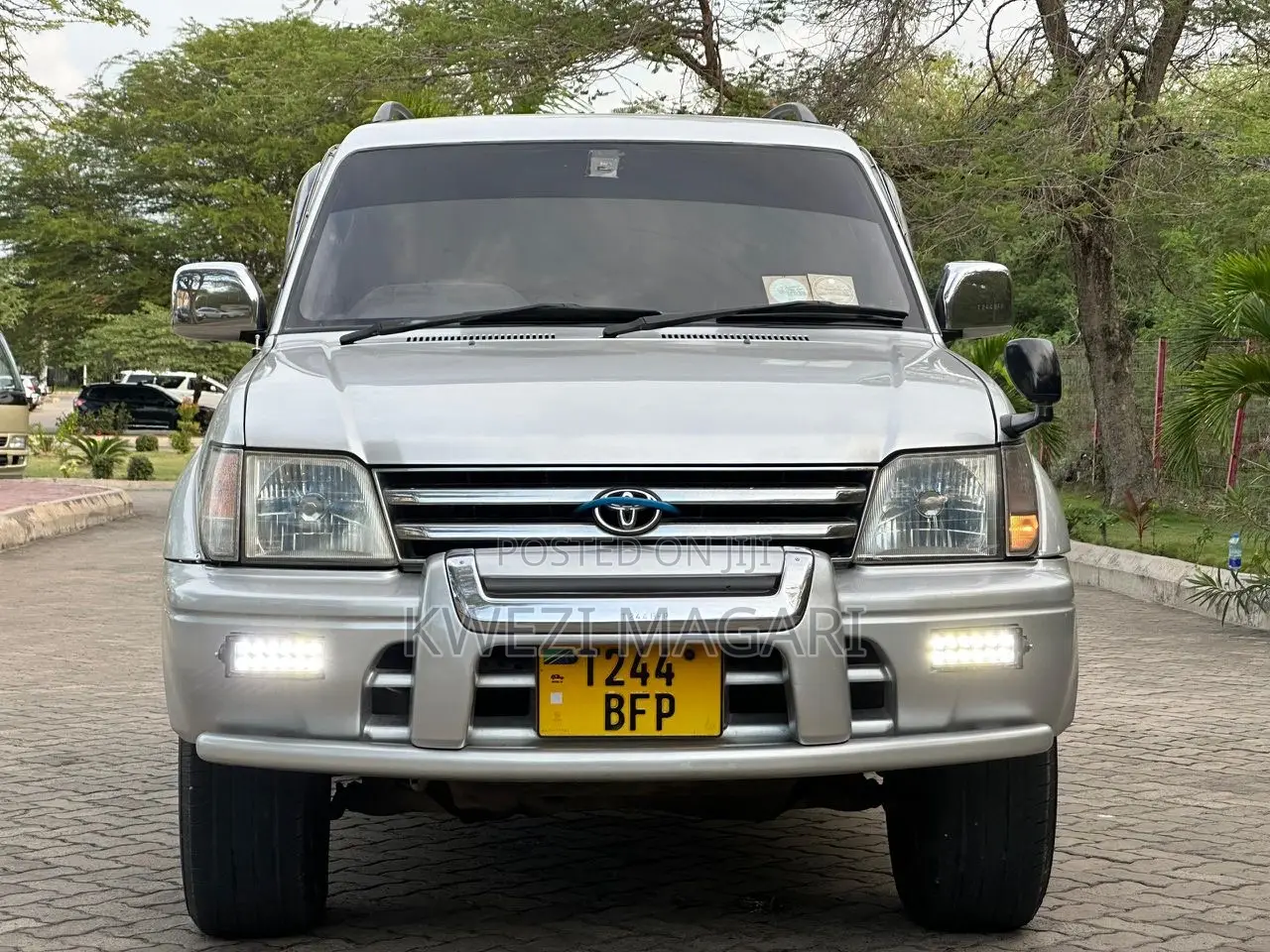 Toyota Land Cruiser Prado 2002 Silver