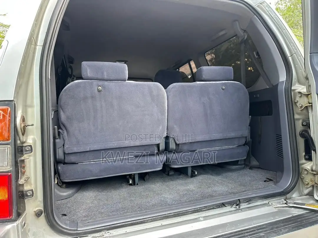 Toyota Land Cruiser Prado 2002 Silver