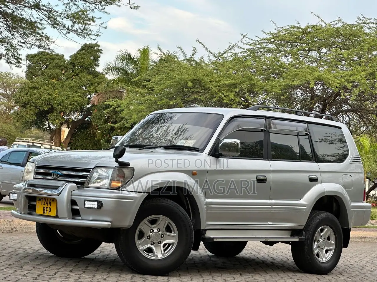 Toyota Land Cruiser Prado 2002 Silver