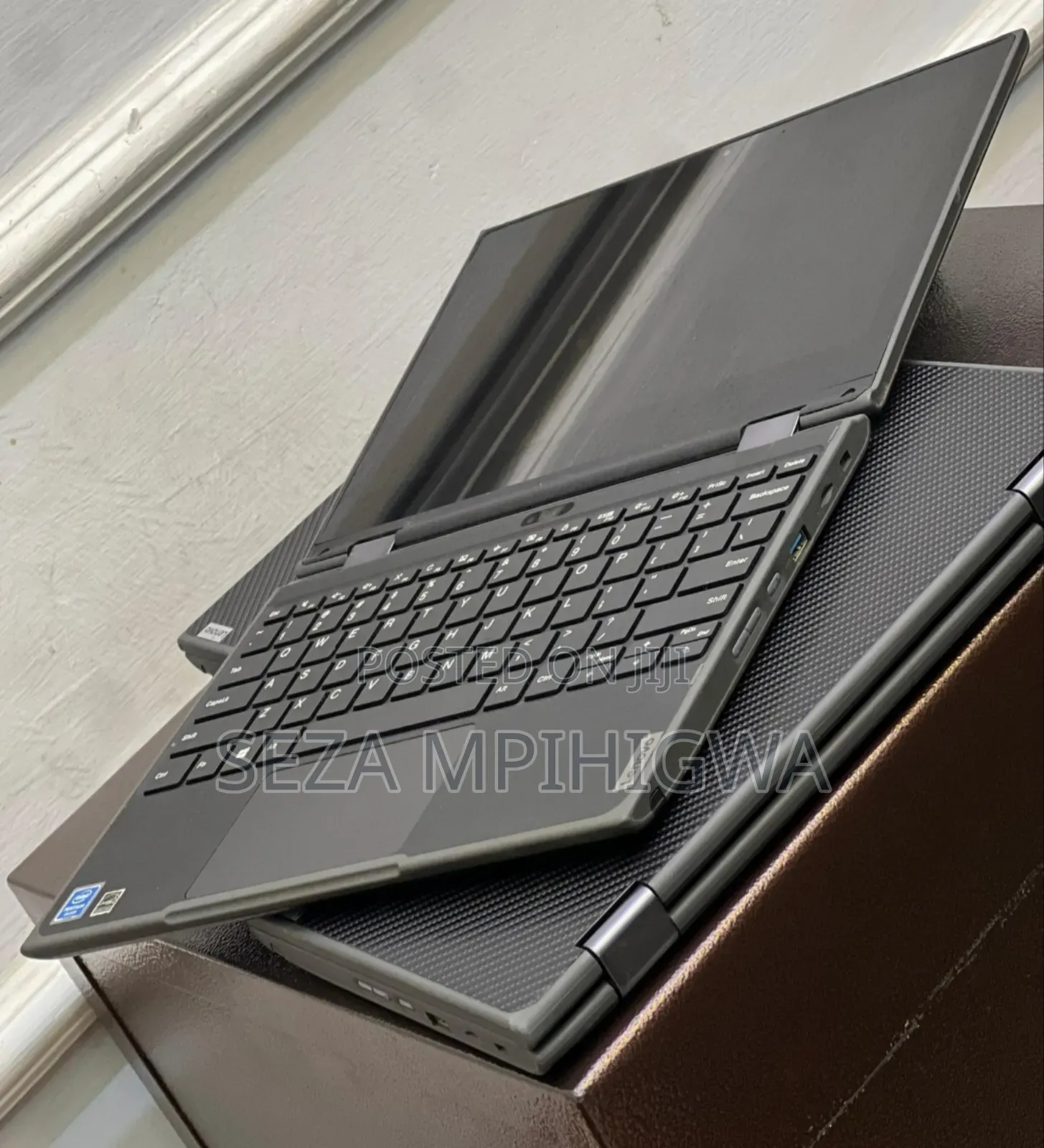 Laptop Lenovo 300e 4GB Intel Core i5 SSD 128GB
