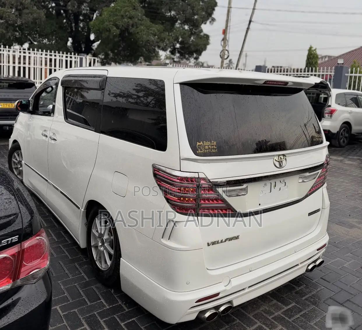 Toyota Vellfire 2010 White
