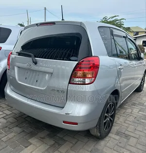Toyota Corolla Spacio 2005 Silver