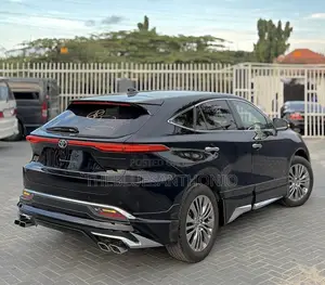 Toyota Harrier 2023 Black