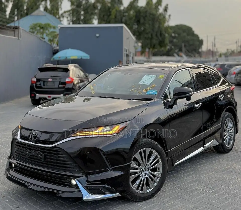 Toyota Harrier 2023 Black