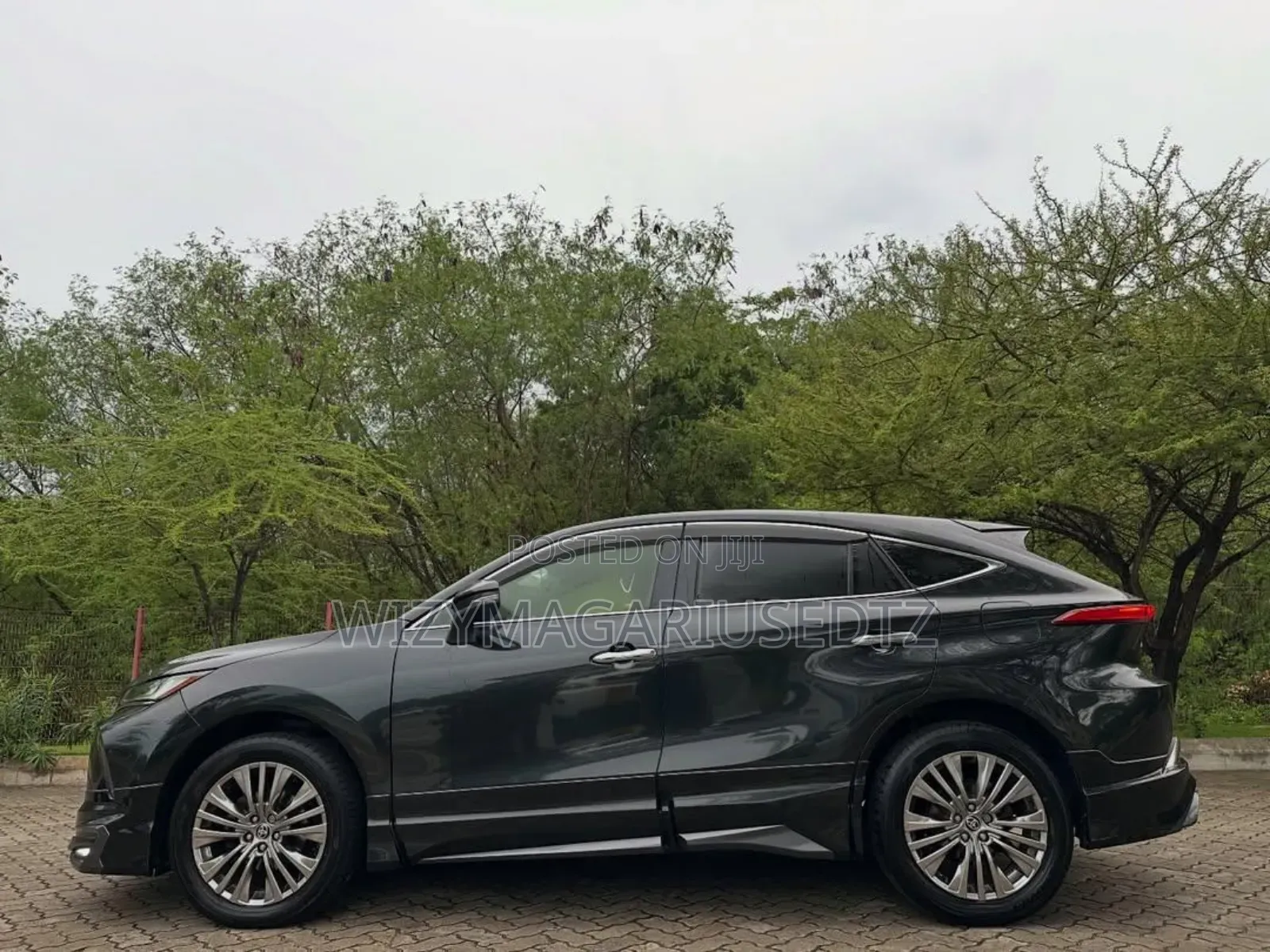 Toyota Harrier Hybrid Z 2021 Ivory