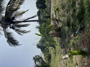 Plot Inauzwa Kurasini