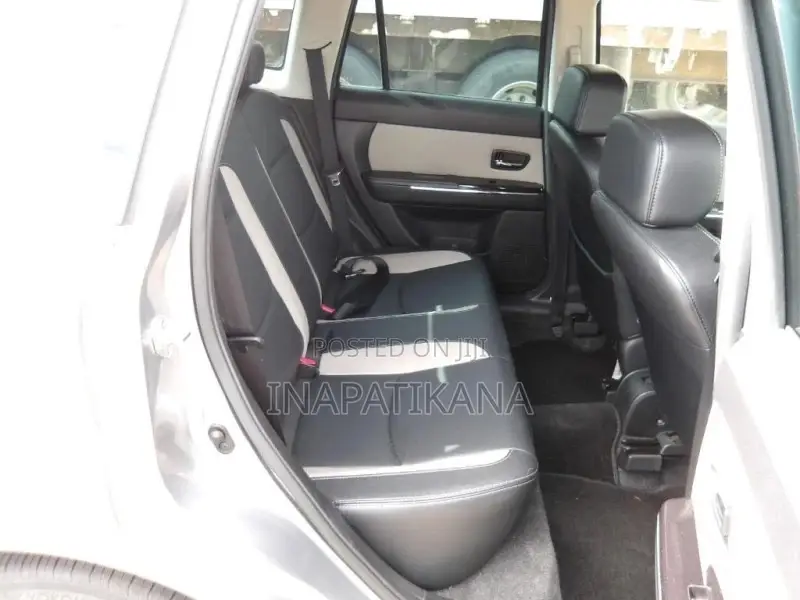 Mazda Verisa 2011 Silver