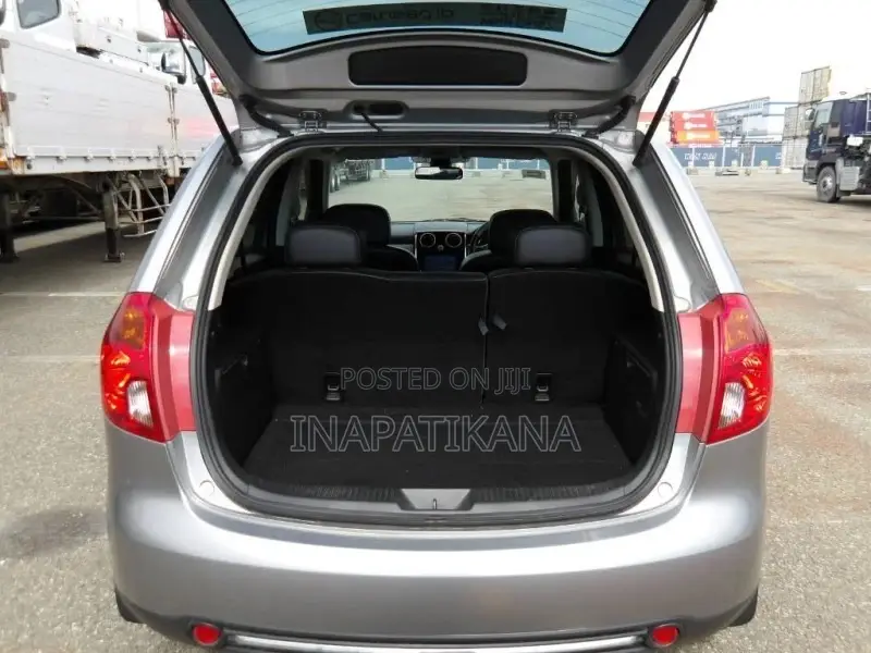 Mazda Verisa 2011 Silver