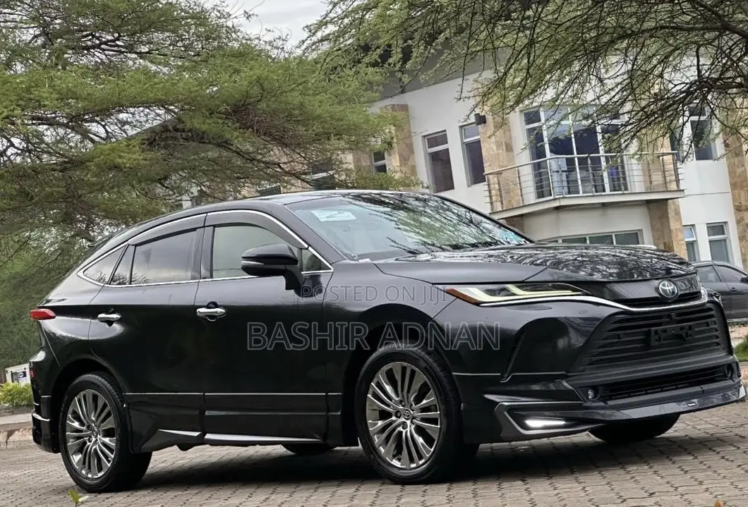 Toyota Harrier Hybrid Z 2021 Black