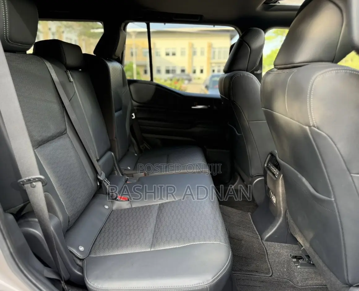 Toyota Land Cruiser LC250 2024 Gray
