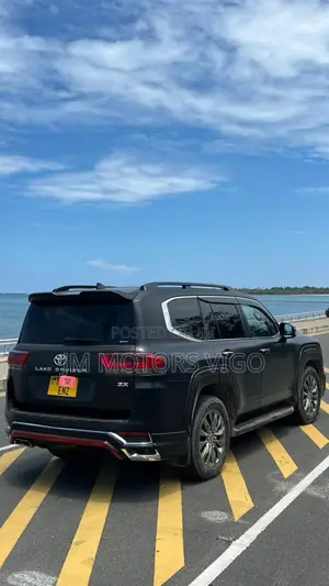 Toyota Land Cruiser 2024 Black