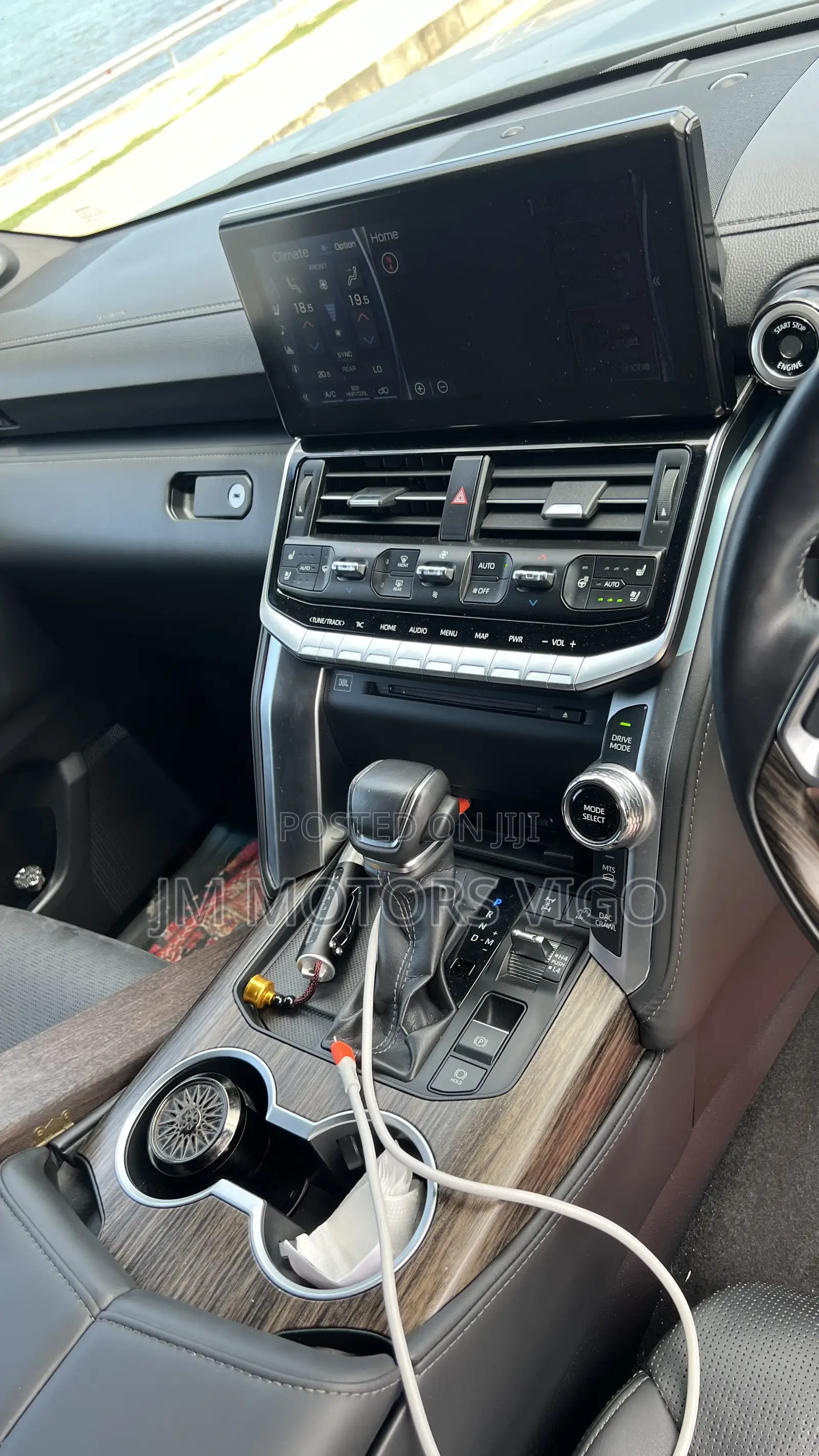 Toyota Land Cruiser 2024 Black