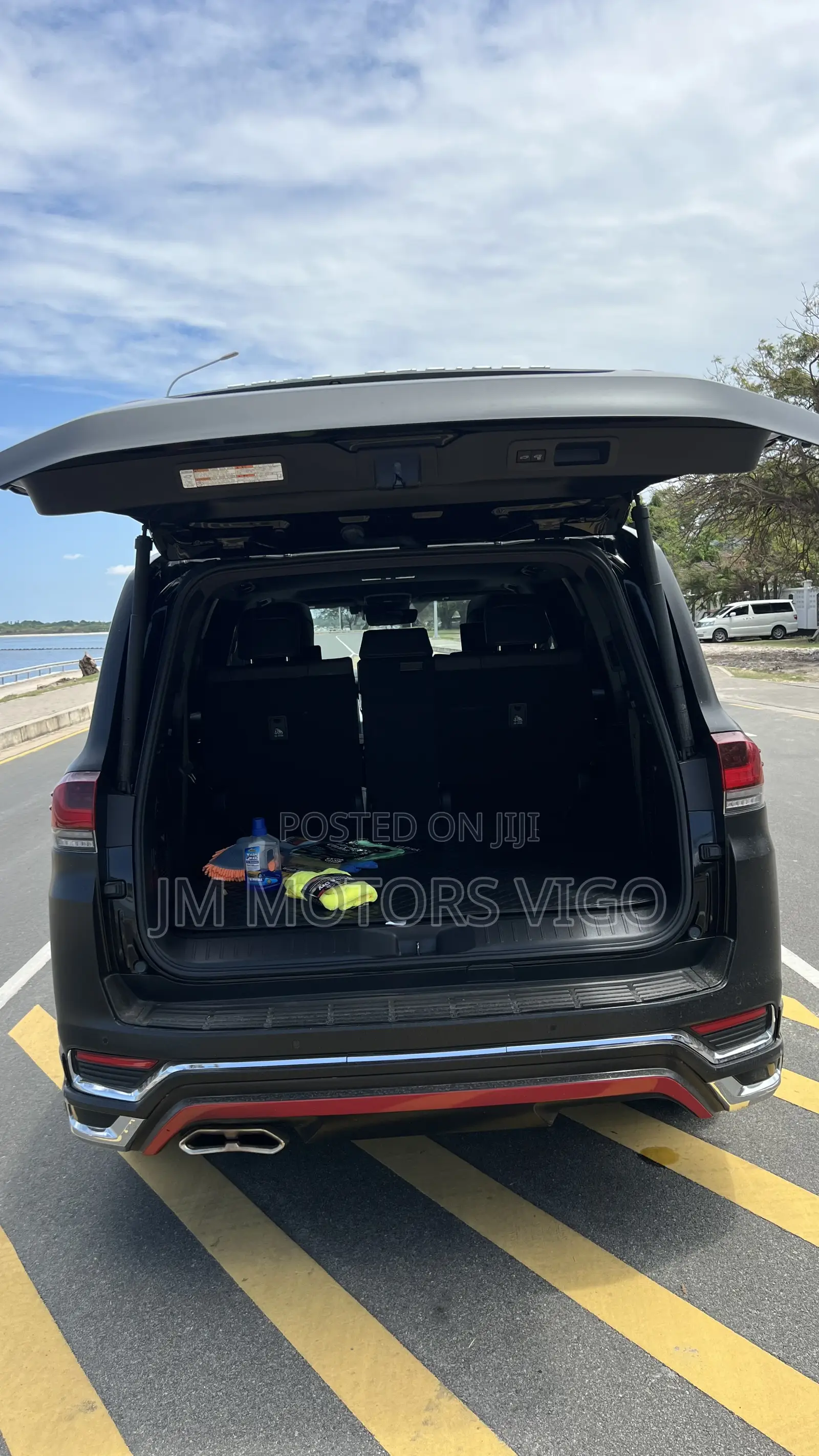 Toyota Land Cruiser 2024 Black