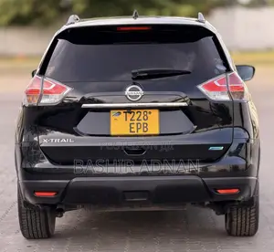 Nissan X-Trail 2.0 Petrol FWD 2014 Black