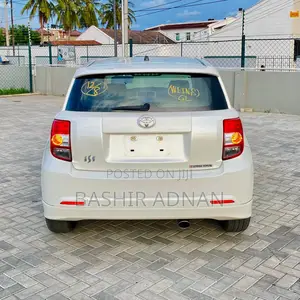 Toyota IST 2010 White
