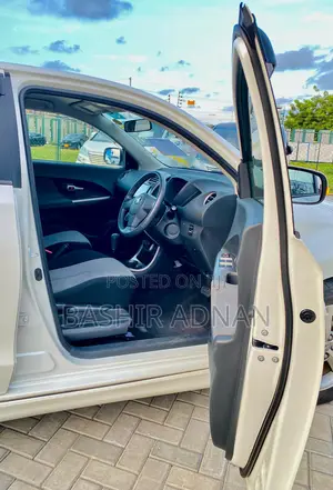 Toyota IST 2010 White