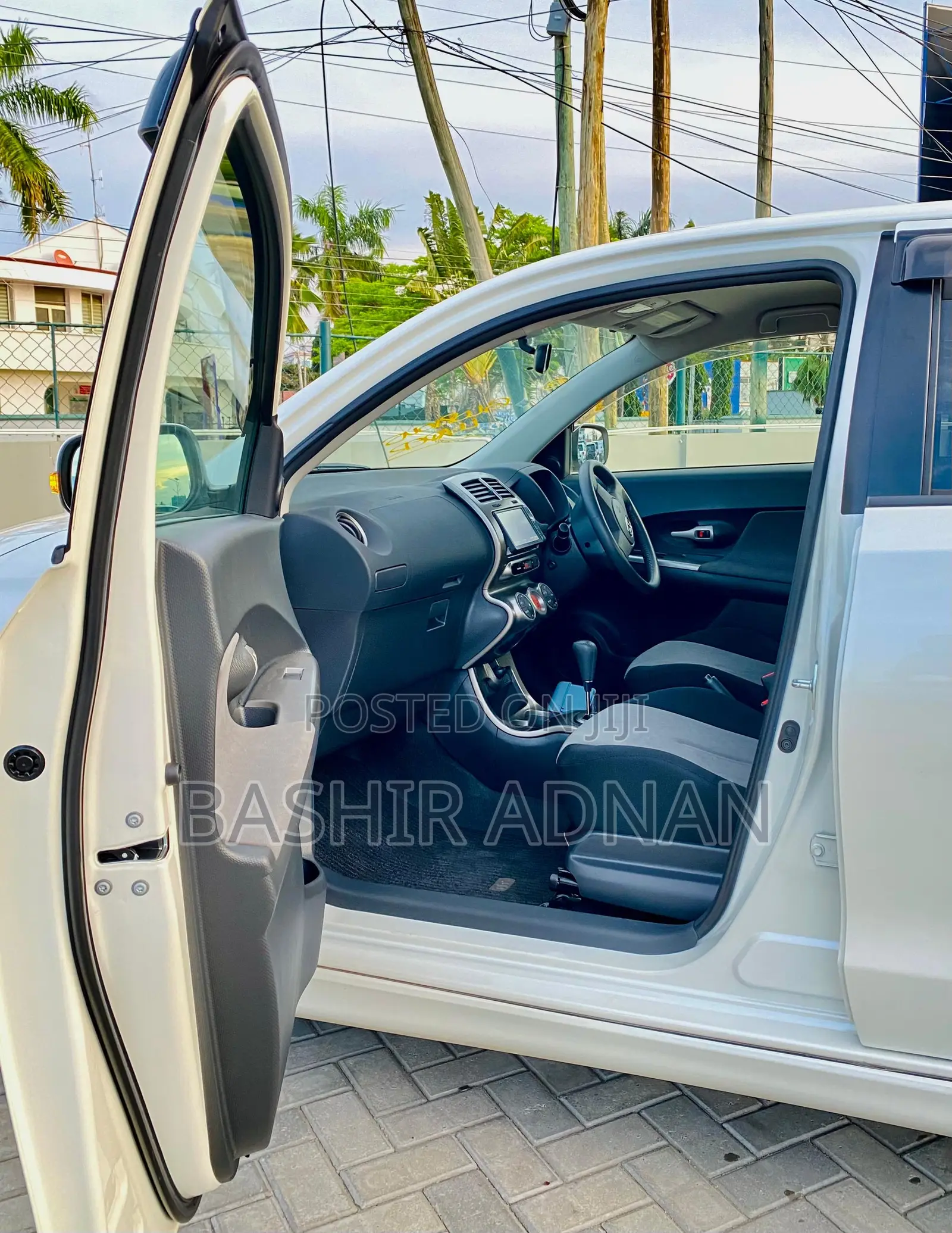 Toyota IST 2010 White
