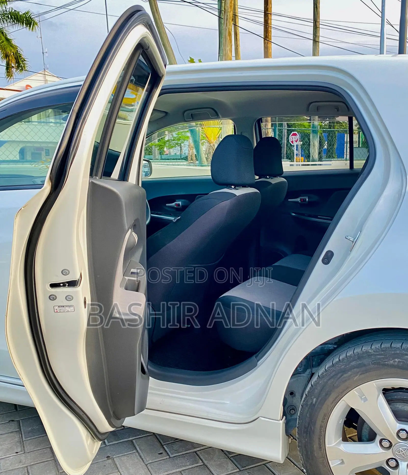 Toyota IST 2010 White