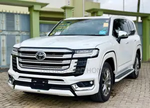 Toyota Land Cruiser 2024 White