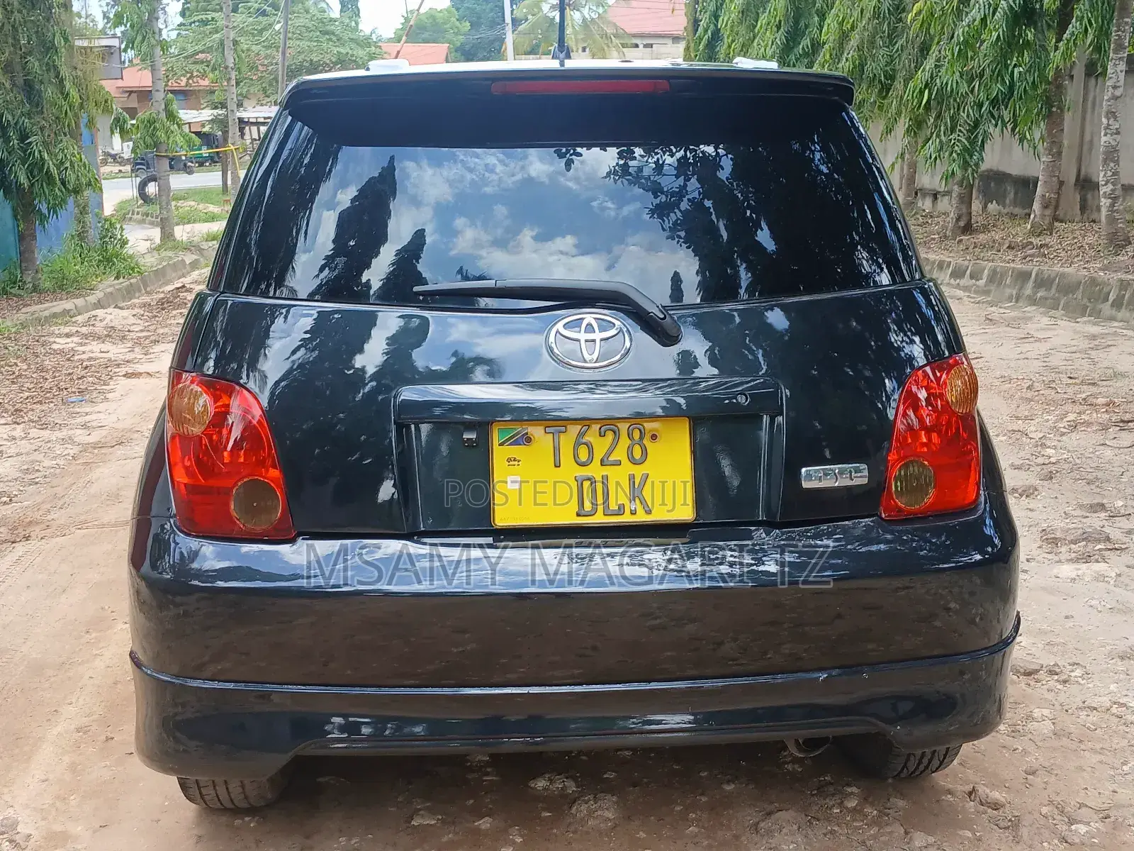 Toyota IST 2003 Black