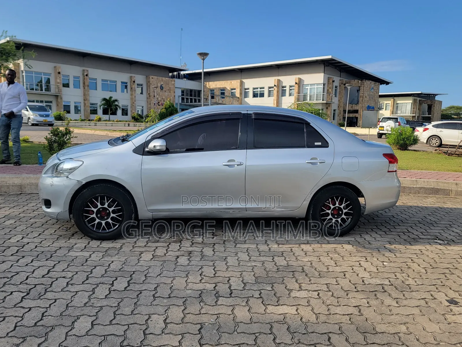 Toyota Belta 2006 Silver