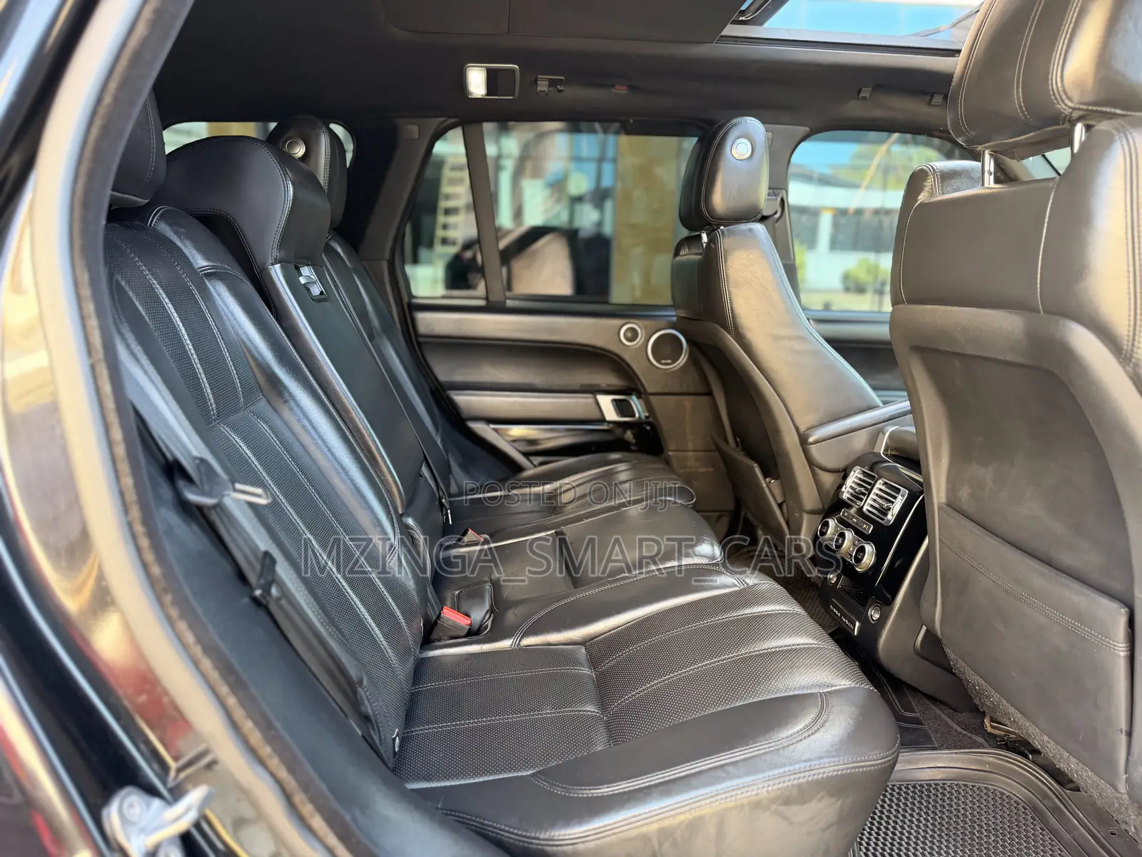 Land Rover Range Rover Vogue 2018 Black