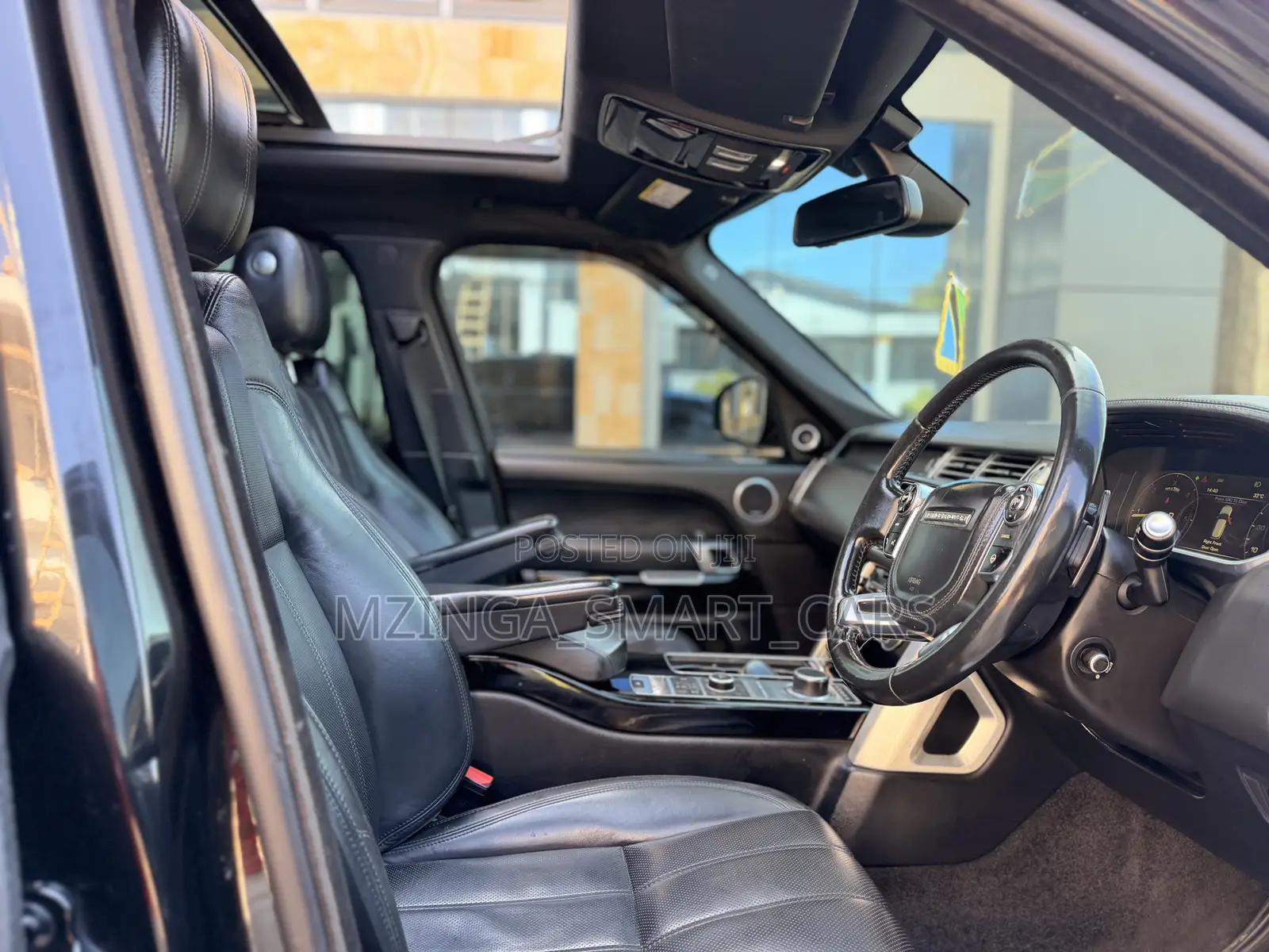 Land Rover Range Rover Vogue 2018 Black